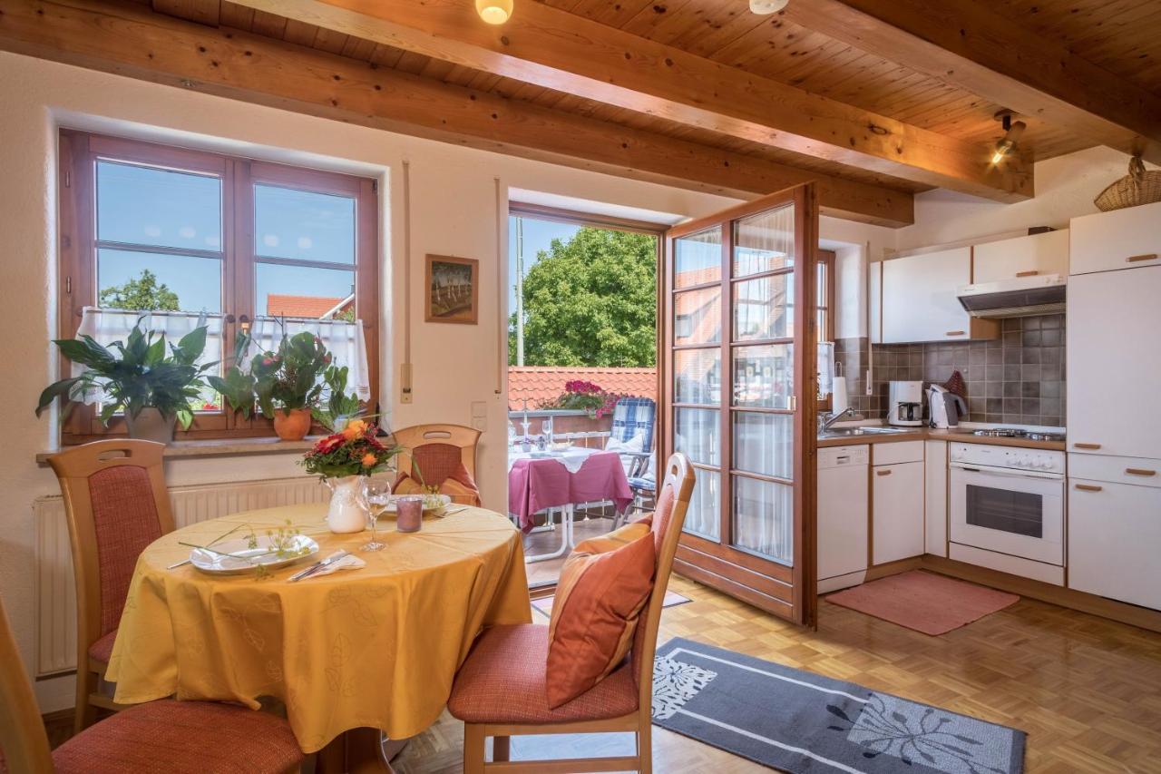 Haus Desor Apartment Kressbronn am Bodensee Exterior foto
